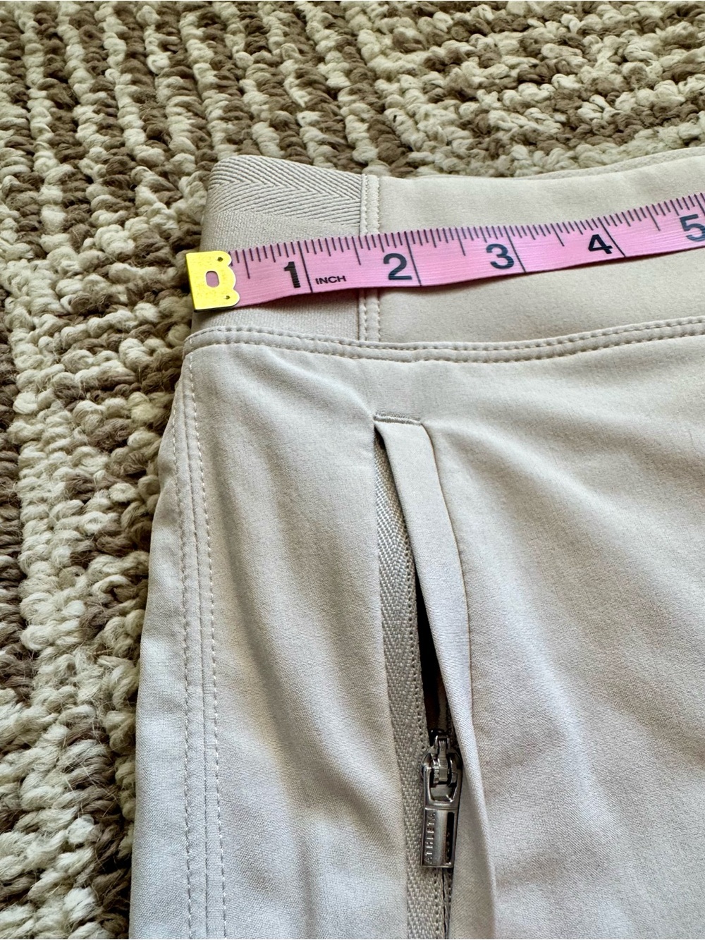Athleta Cream High Waisted Jogger Pants Flat Waistband Stretchy Women’s Size 10 - Picture 7 of 10